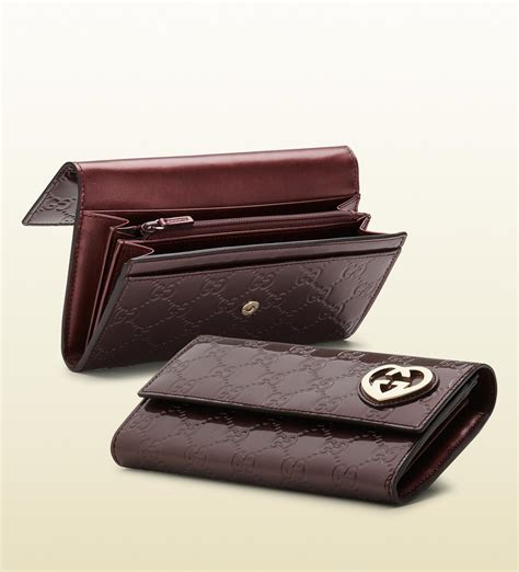 gucci continental wallet with heart shaped interlocking g|gucci accessory collection wallet.